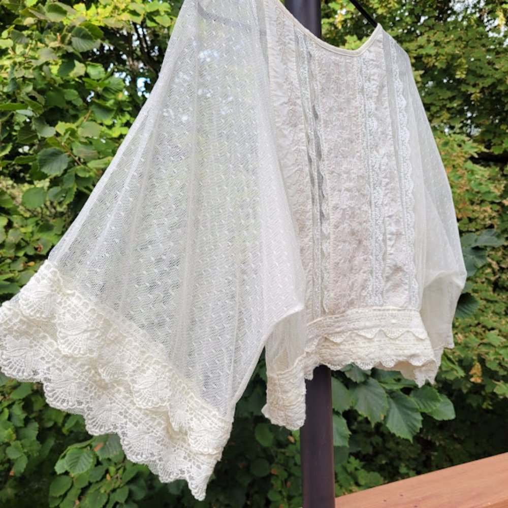 GORGEOUS Lace Open Back Cottagecore Shabby Chic Cream Boho Blouse Believe Anthro - Picture 5 of 10